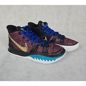NEW Nike Kyrie Chinese New Year Shoes Boys Size 7 Black Gold Sneakers CQ9326-006